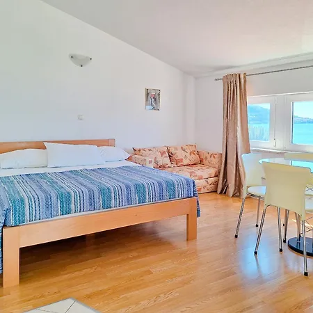 Apartman Maria *